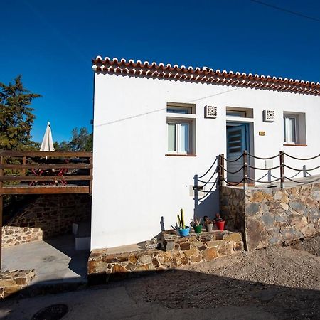 Valley House Aljezur Old Town Экстерьер фото